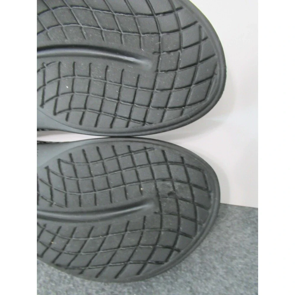OOFOS Ooahh Thong Sandals Mens Size 6 Womens 8 - EU 39 Black Recovery Comfort